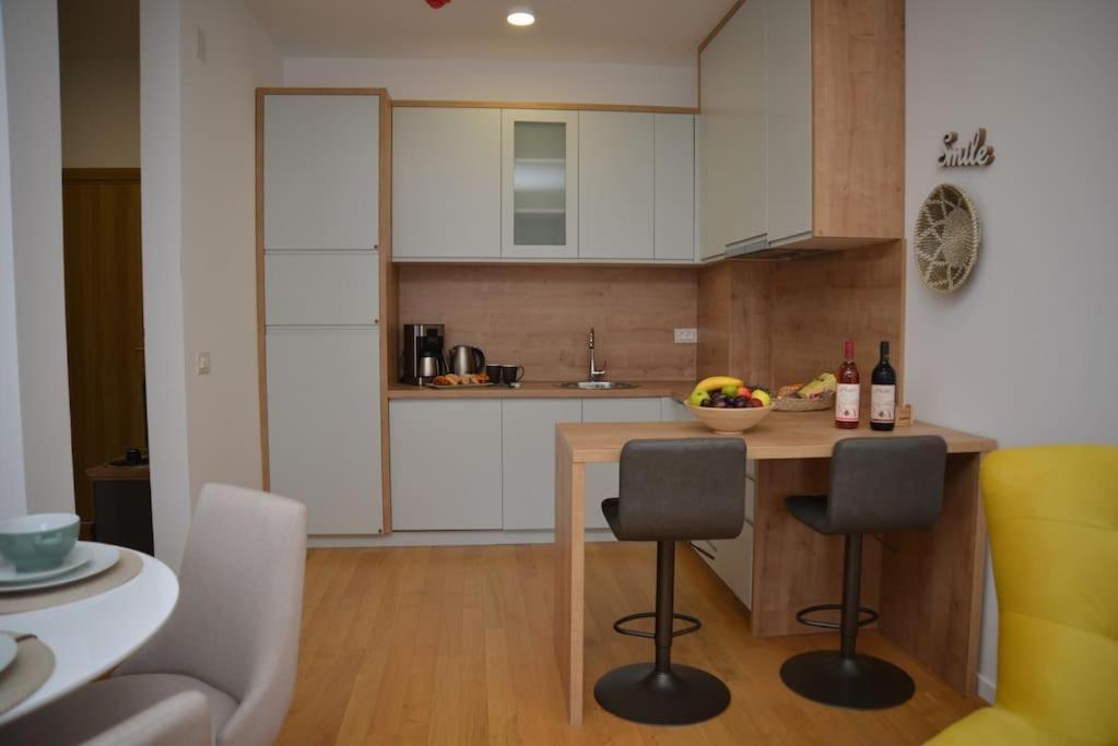 Design Flat With Impressive Boka Bay View Apartment Kotor Exterior photo