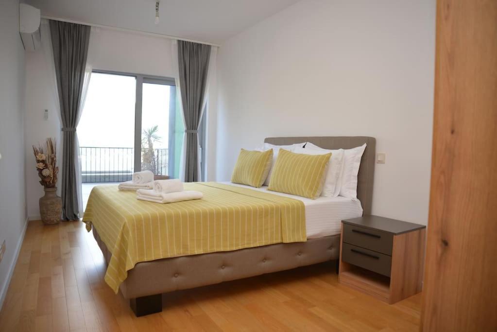 Design Flat With Impressive Boka Bay View Apartment Kotor Exterior photo